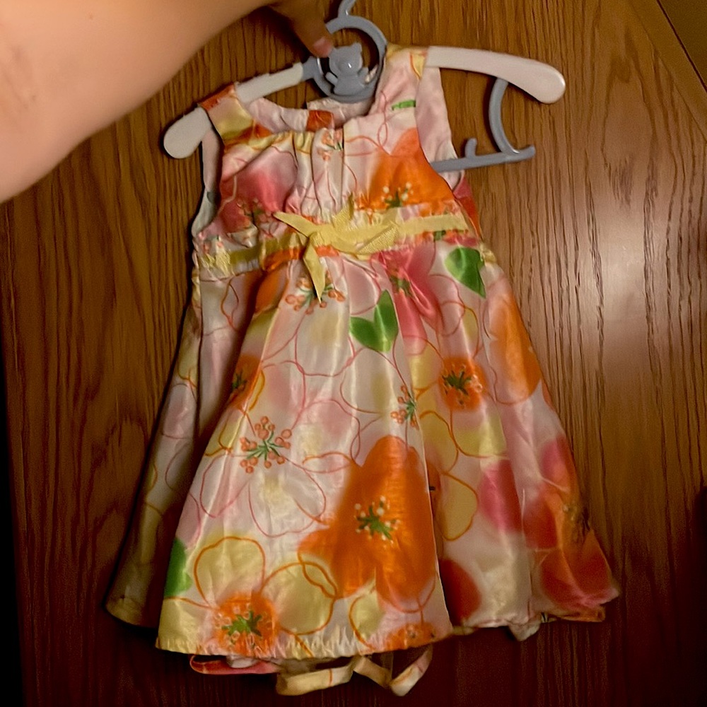 Bright floral summer dress 3-6 month NWOT